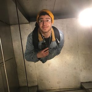 Meet your Posher, Gregory